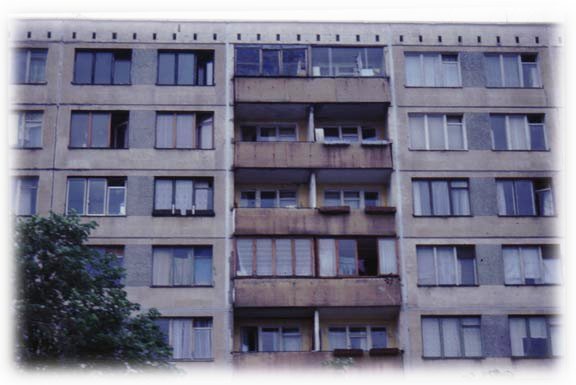 Un immeuble d'habitation typique en Union soviétique